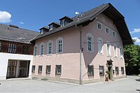 Pfarrzentrum und Pfarrkanzlei im Baldehof